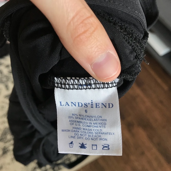 Land’s End Black tankini top - Picture 3 of 3